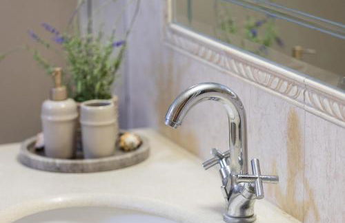 Villa Aris: A Serene Experience, 3BRs, Pool & Bbq - Photo 60