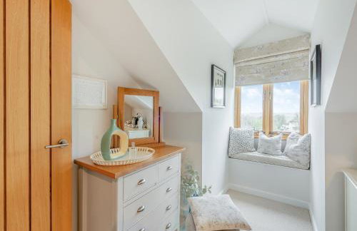 Toffee Apple - Photo 15