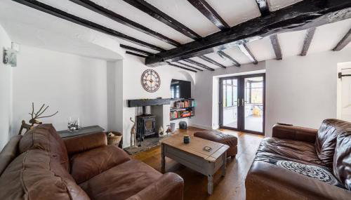 16th-Century Cottage with Separate Studio and Garden, Sleeps 12 - Foto 1
