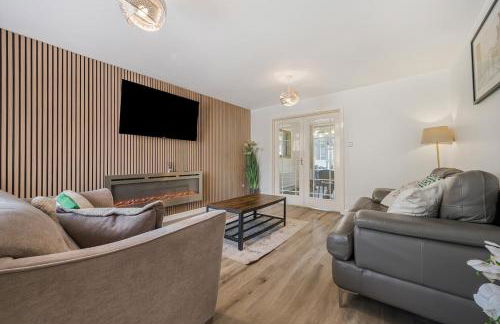 Stylish 4 Bed Trentham Retreat with Pool Table - Foto 1