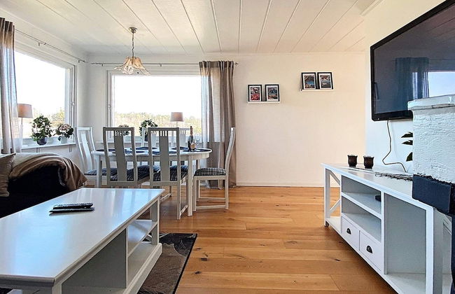 7 Person Holiday Home in Hjalteby - Photo 10