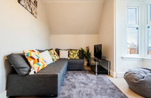 Deluxe 2-Bedroom Flat with Free parking - Foto 2