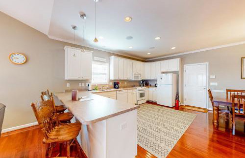 Boat Dock Lake-View Retreat 5 Mi to Dtwn Clemson - Foto 8