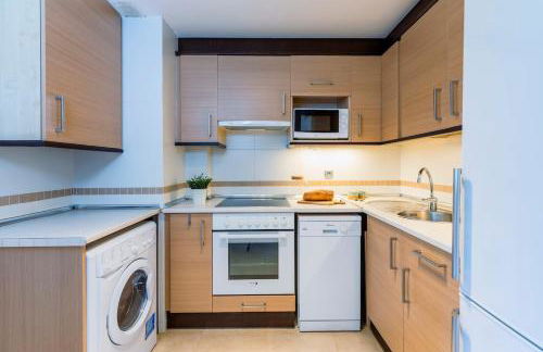 El Nido del Pirineo Estilo y Calidez en Villanúa - Foto 39