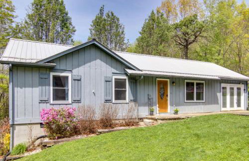 Pet-Friendly Black Mountain Vacation Home with Deck - Foto 1