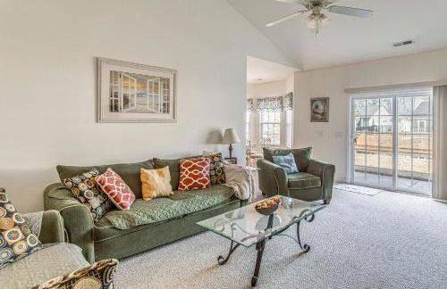 Pool Access and Pond Views Longs Home Near Golf! - Foto 6