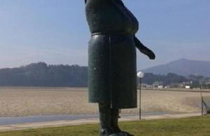 Apartamento centro de Foz con piscina - Foto 30