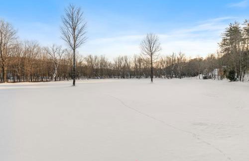 RiverNest - 1700 feet of Private Frontage on the Pemi River - 25 Acres, Sleeps 16, Close to Golf, Skiing, Hiking - Foto 74