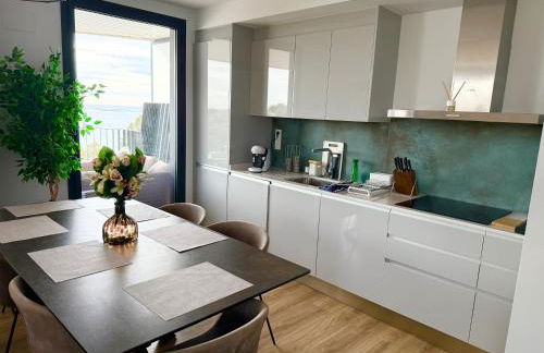 Beachfront Penthouse! - Photo 15