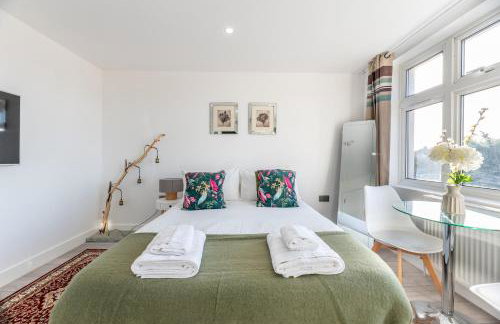 Cosy modern studio - fast links to central London - Pass the Keys - Photo 3