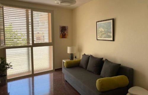 Luminoso apartamento en Canet de Mar cercano a la playa y a Barcelona - Foto 2