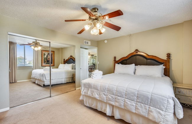 Dolphin Point 303c 2 Bedroom Condo by RedAwning - Foto 5