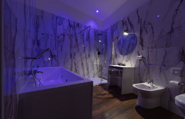 Serena Palace Superior Rooms - Photo 33