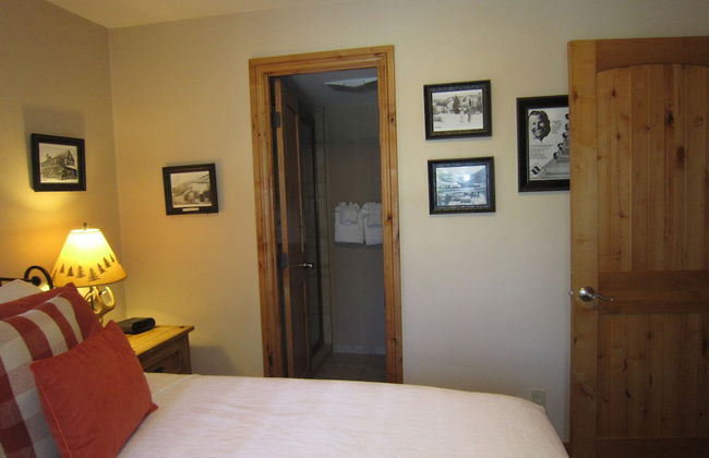 Vail Racquet Club Mountain Resort - Photo 15