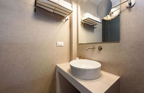 Azure Naousa - Photo 41