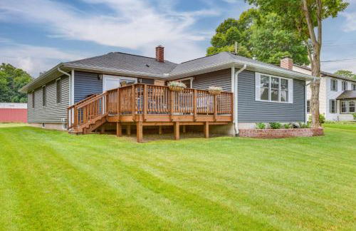 Bring Your Boat! Little Traverse Lake Getaway - Foto 27