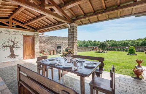 Gorgeous Home In Fabrica Di Roma - Foto 25