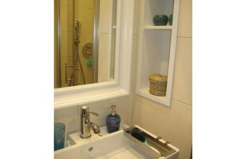 Dollhouse Modern Retreat - Foto 28