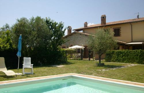 La Loggina Maxi con 2 giardini recintati privati - Foto 7