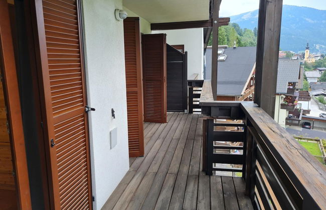 Apartment With Balcony and Mountain Views - Photo 14