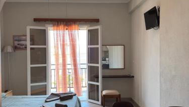 Christina Sea View - Photo 2