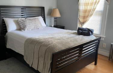 PRIVATE ROOM IN SHARED 3 BED - 1 BATH home - Foto 1