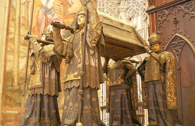 Visita della Cattedrale di Siviglia e salita sul Campanile della Giralda - Foto 4