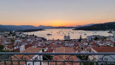 Panoramic View - Photo 3