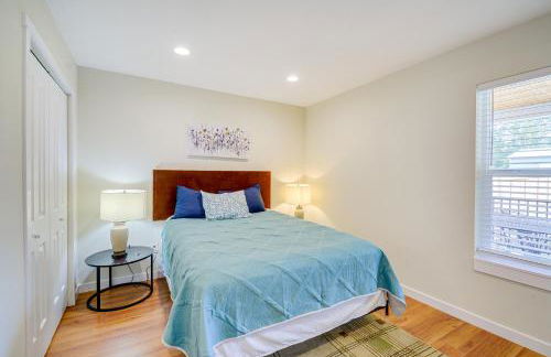 Westport Vacation Rental with Private Hot Tub! - Foto 16