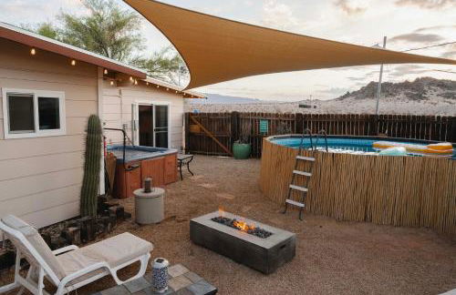 Twentynine Palms Desert Oasis with Pool and Hot Tub! - Photo 2