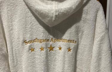 Luxury 6-Bed House - 6 En Suite- Jaquzzi Baths - Private Parking - Suitable for contractors - Foto 44