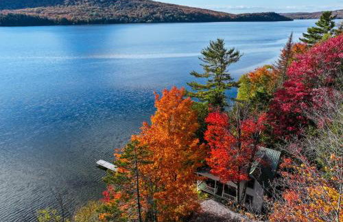 Charming 1-bedroom Waterfront Cottage in Morgan VT - Foto 10