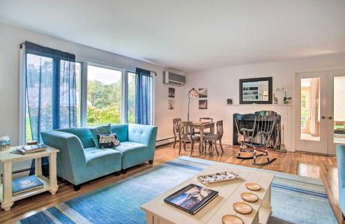 Deck and Grill, Walk to Beaches! Falmouth Retreat - Foto 48