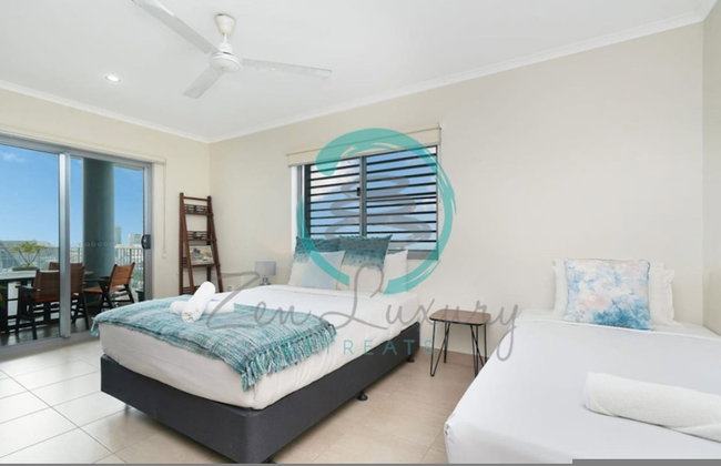 Pinnacle Penthouse Escape Panoramic Views Pool - Photo 18