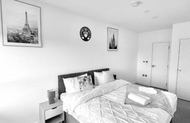 Convenient Contractor & Family Stay - 5 Guests, Pets Welcome, Parking Included! - Photo 76