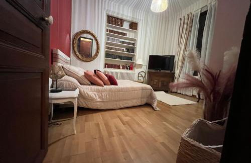 RDC maison de maitre pour 6 personnes avec piscine et jacuzzi - Photo 57