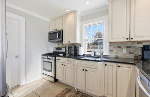 Minutes to Beaches - Home Theater, Couples Retreat - Foto 24