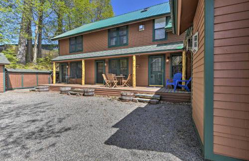 Townhome with Deck Walk to Mirror Lake and Main St! - Foto 24