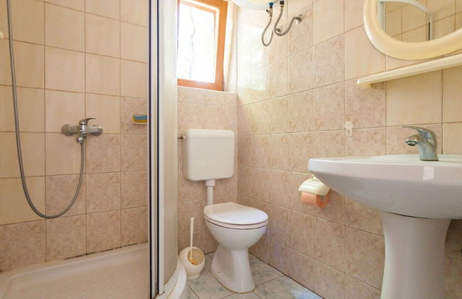 Apartment in Malinska With Terrace - Foto 10