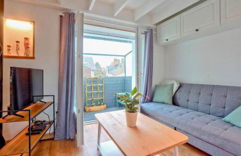 1 Bedroom Cozy Apartment In Carolles - Foto 4