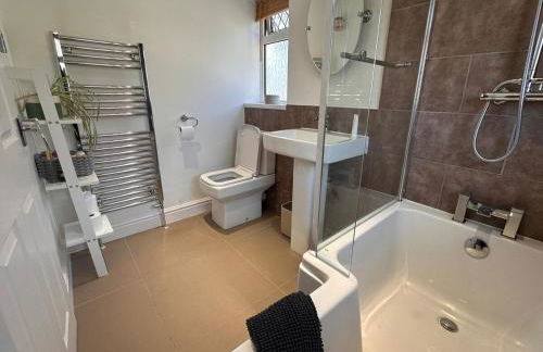 3 bed house in Risca - Foto 8