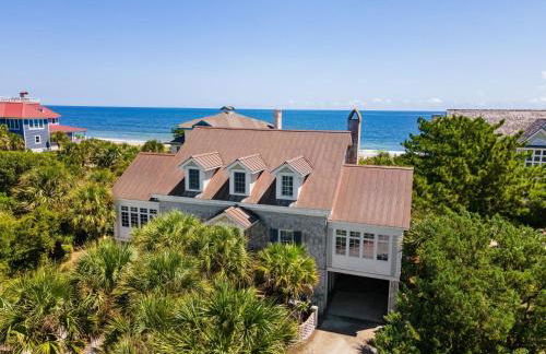 Relax and Enjoy the Spectacular Views in this Picturesque Home home - Foto 33