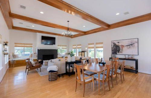 Colorado river access, game room & swimming pool - Photo 49