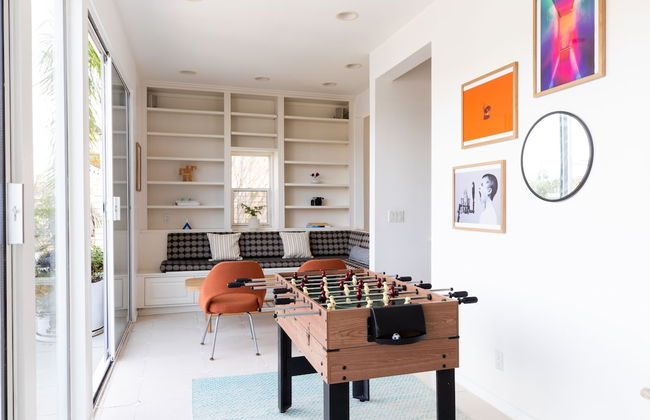 Bay Breeze by Avantstay Bayfront Home w/ Fire Pit & Private Dock in Balboa Peninsula - Foto 21