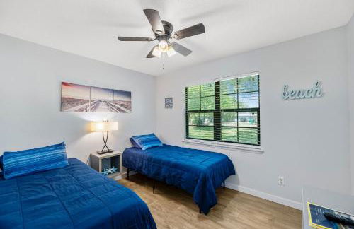 R & R's Reel Paradise 5 minutes to the harbour and 11 miles to the Beach! - Foto 5