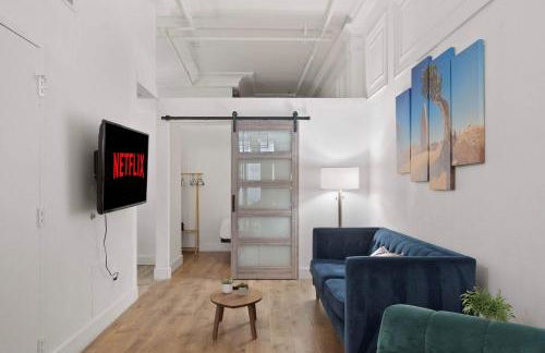 Party in Gaslamp 4BR Downtown Pad with Bathtub - Foto 8