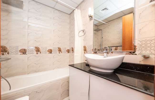 Luxury StayCation - Al Jawhara Tower Studio Apt in the Heart of Dubai - Photo 23