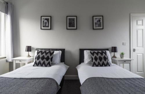 Hawthorn House-Sleeps 4-Pet friendly-Parking - Foto 11