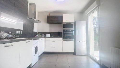 Bel appartement 2 chambres à Proximité des Commodités - Foto 2