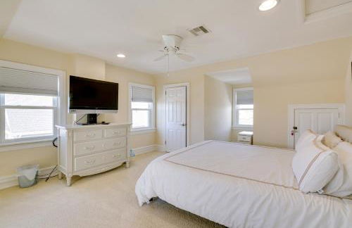 Steps to Boardwalk Group Getaway in Ventnor City - Foto 18